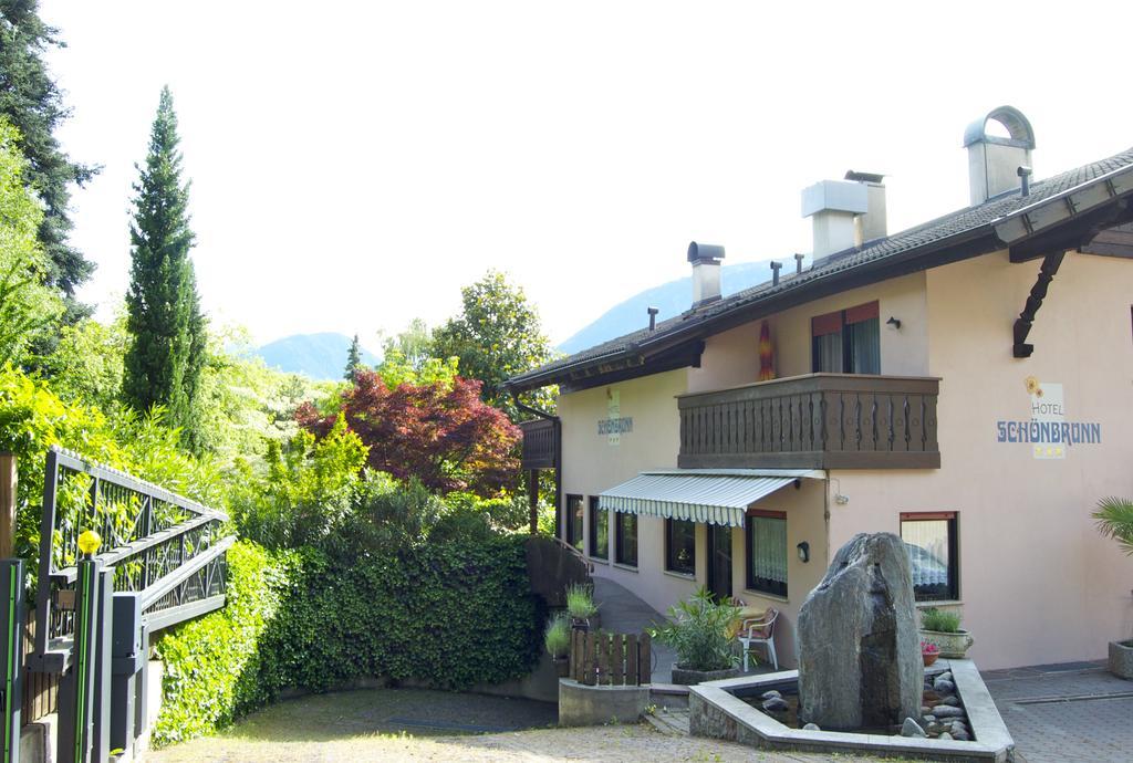 Hotel Schoenbrunn Merano Exterior photo