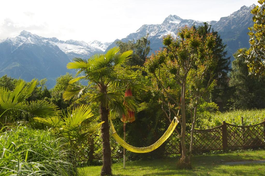 Hotel Schoenbrunn Merano Exterior photo